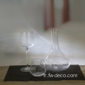 décanteur et verres en verre en cristal gravé